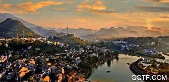 新花垣(新闻政务生活平台) 新花垣(新闻政务生活平台)